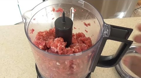 grinding meat in food processor